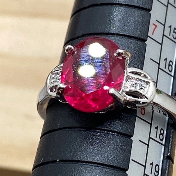 Gorgeous sparkly China GR sighed pink crystal rhinestone silver tone ring size 8 - Picture 3 of 3
